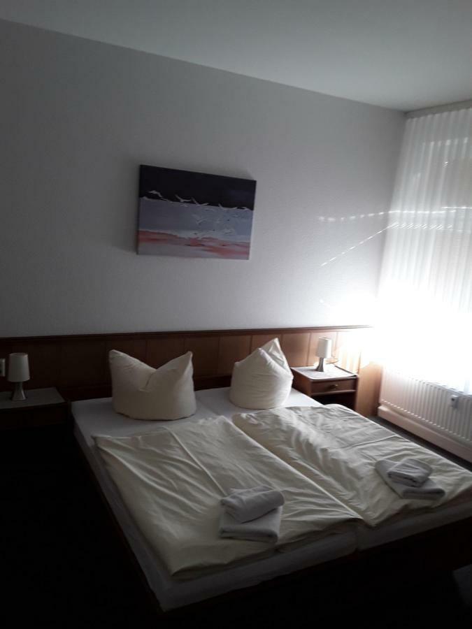 Goldener Anker Hotel Genthin Ngoại thất bức ảnh
